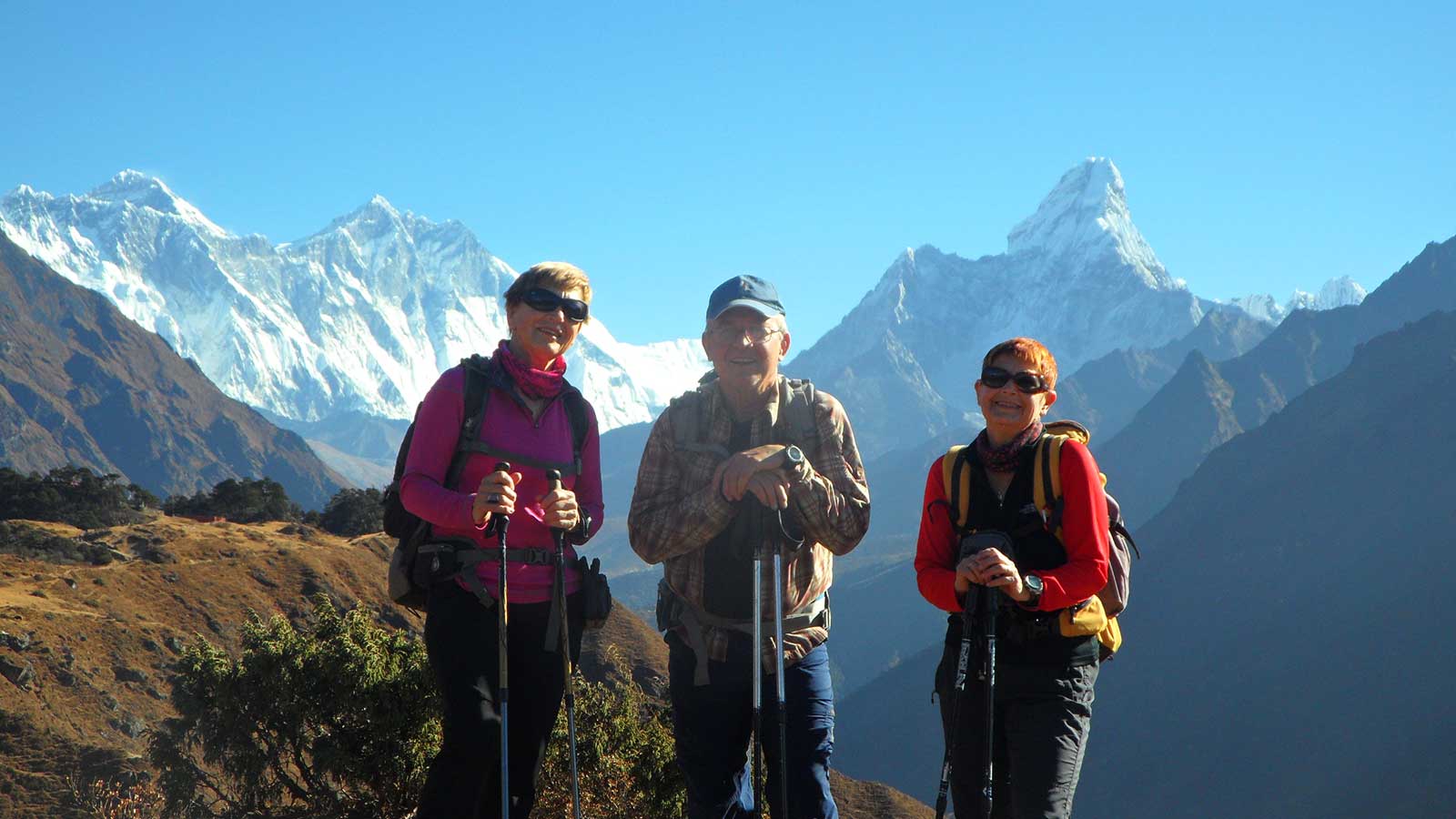 Gokyo-valley-trek-with-Everest-Base-Camp-via-Chola-Pass