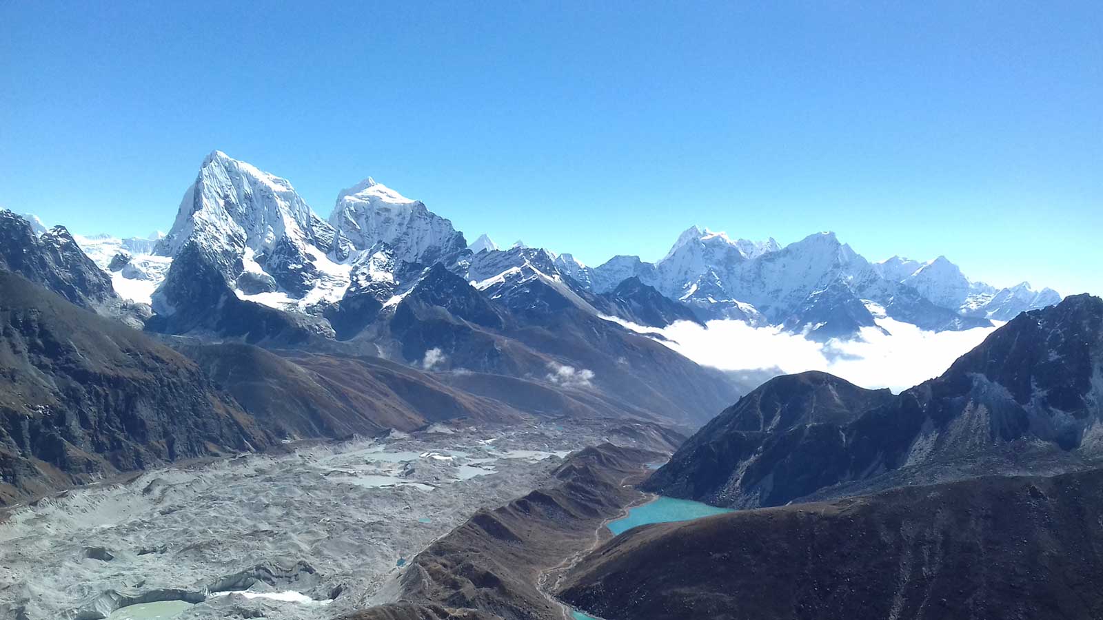 gokyo trek alleine