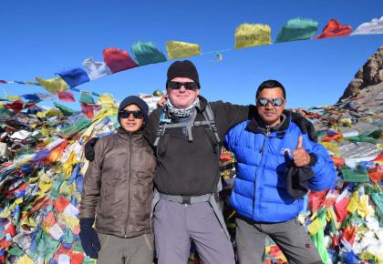 trek-to-annapurna-circuit-nepal