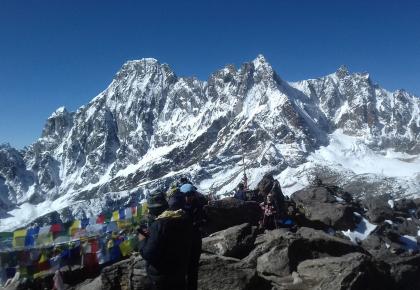 view while gokyo trek